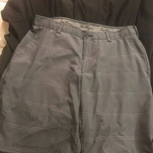 Ben Hogan, golf or casual shorts, size 34.